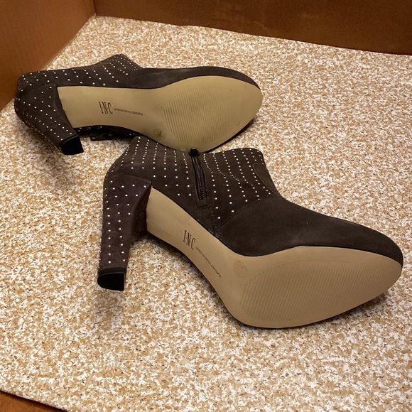 INC International Concepts (Macys) studded ankle boots dark Mink olive 7 new box - Picture 6 of 8